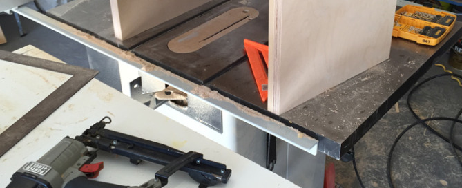 seismic-coffee-table-assembly-image08